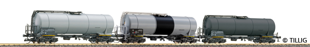 Set of 3 Tank cars for light fuel-oil with different running numbers<br /><a href='images/pictures/Tillig/01567.jpg' target='_blank'>Full size image</a>